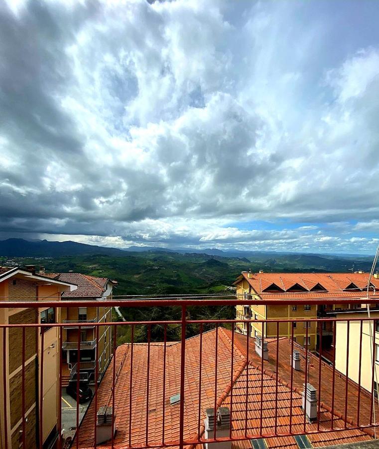 Appartamento Al Centro Storico Di San Marino Ngoại thất bức ảnh